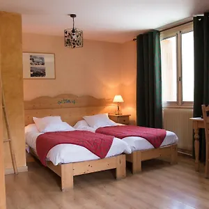 Les Agneaux 2* Villar-dʼArène